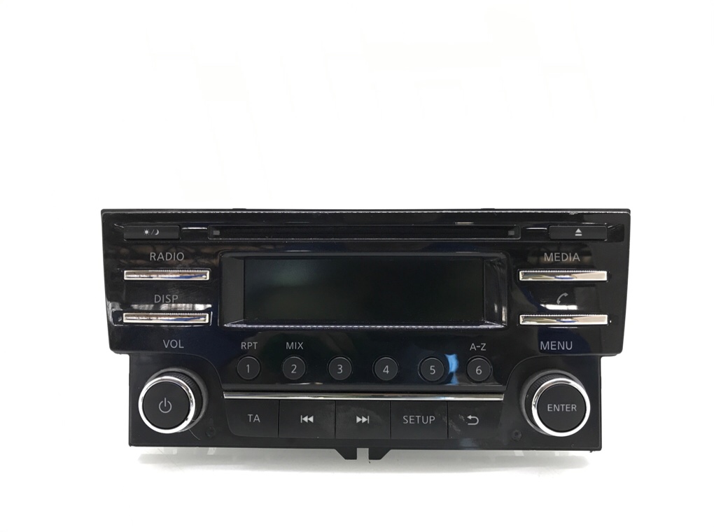 Магнитола для Nissan Pulsar, 2015 г. 1.2 i бензин б/у
