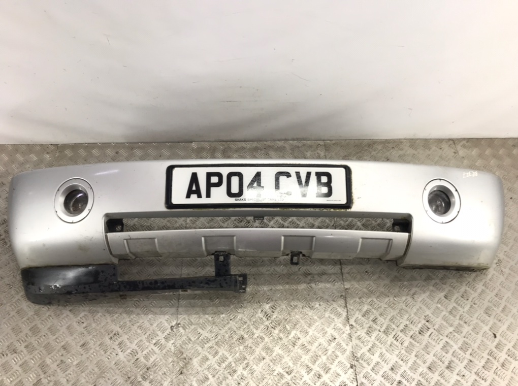 Бампер передний для Land Rover Range Rover, 2004 г. 3.0 TD дизель б/у