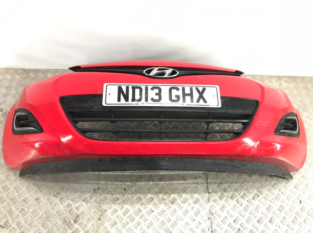 Бампер передний для Hyundai i20, 2013 г. 1.2 i бензин б/у