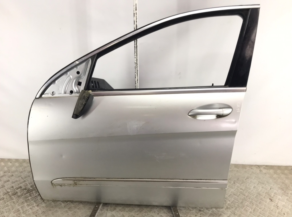 Дверь передняя левая для Mercedes R W251, 2012 г. 3.0 CDI дизель б/у