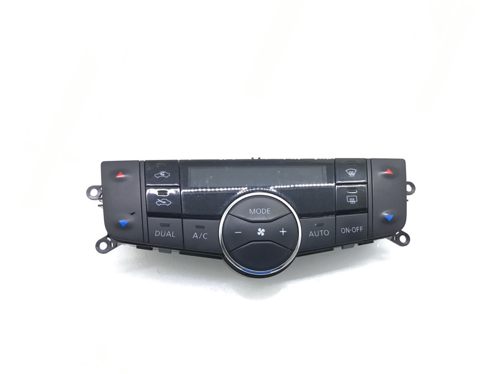 Блок управления печки/климат-контроля для Nissan Pulsar, 2015 г. 1.2 i бензин б/у