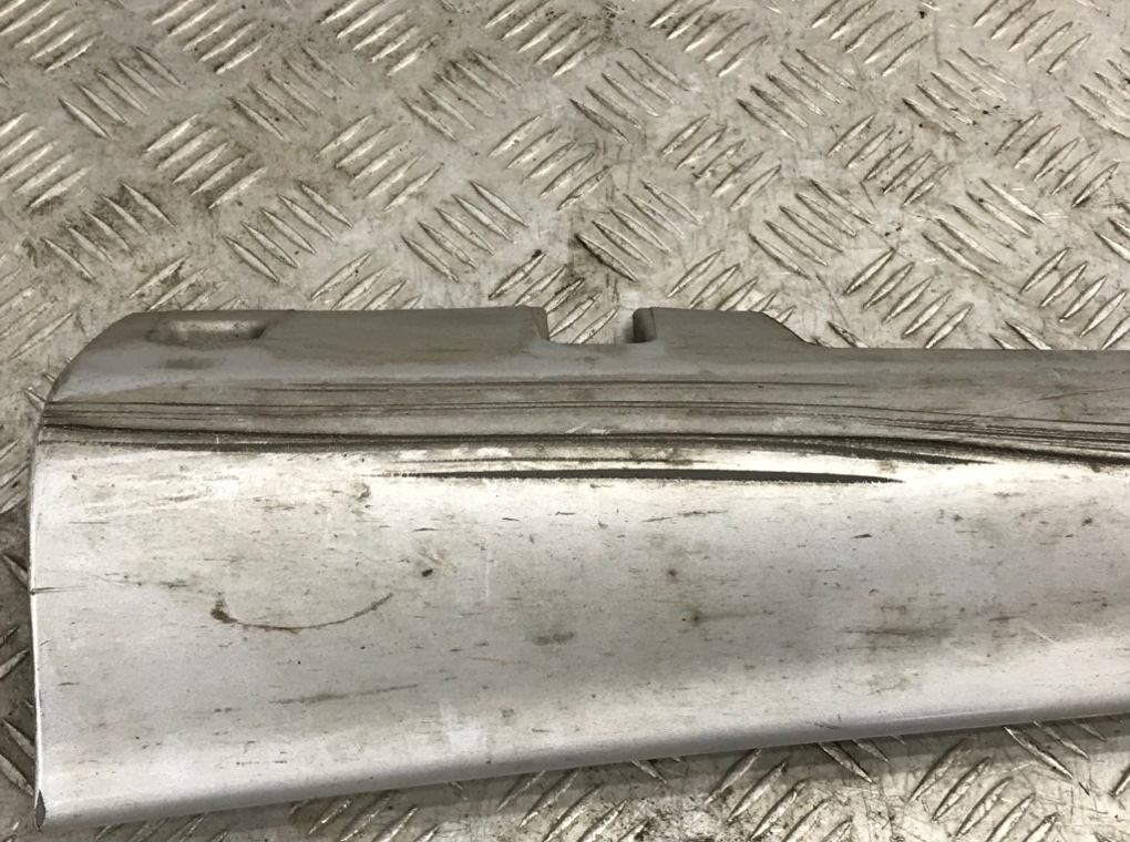 Накладка на порог для Nissan Almera Tino, 2003 г. 1.8 i бензин б/у — фото 4