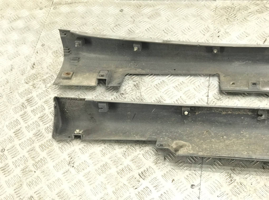 Накладка на порог для Nissan Almera Tino, 2003 г. 1.8 i бензин б/у — фото 7