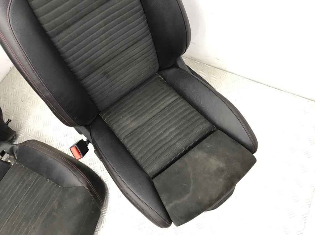 Салон (комплект сидений) для Mercedes CLA C117, 2018 г. 1.6 i бензин б/у — фото 5