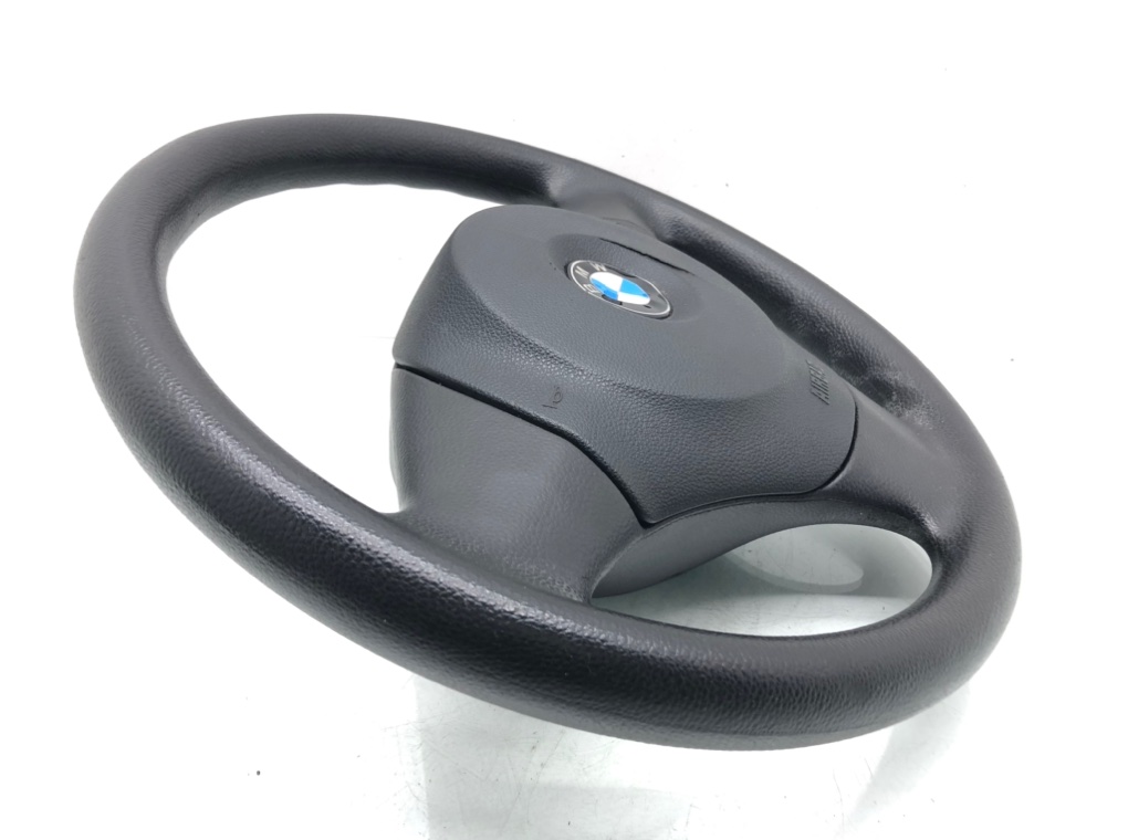 Руль для BMW 1 E87/E81/E82/E88, 2011 г. 2.0 i бензин б/у — фото 3