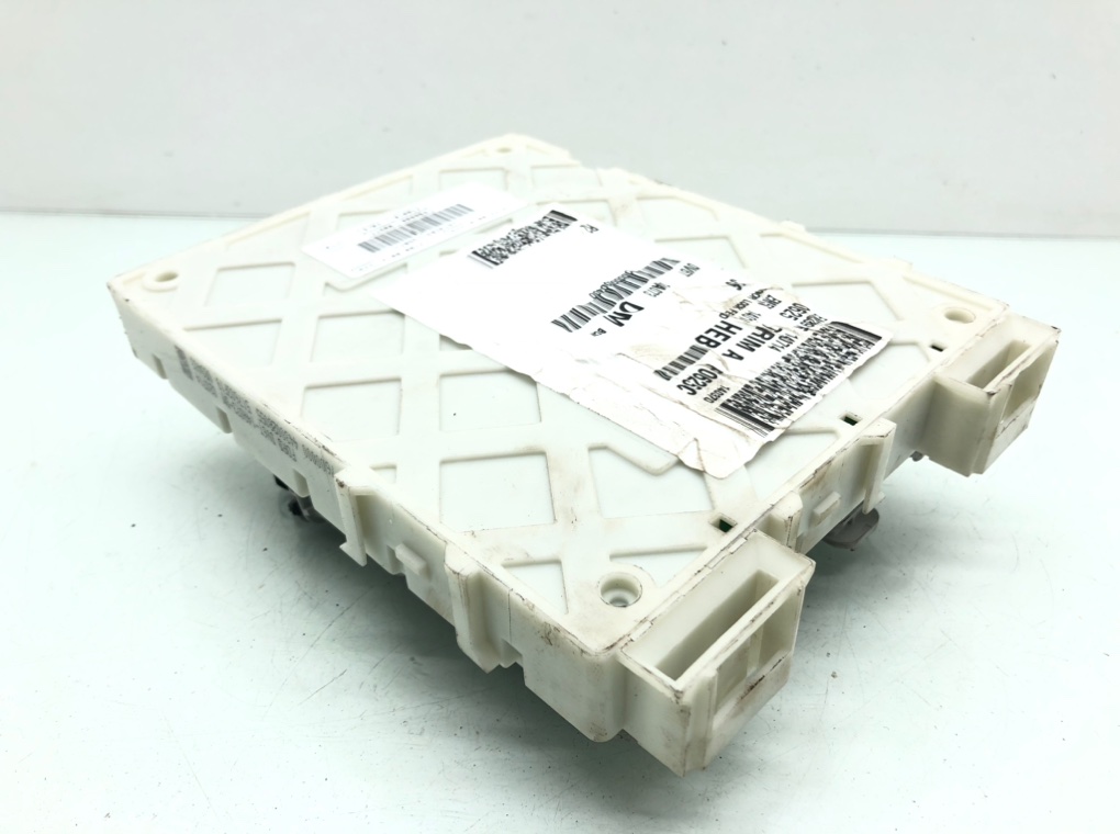 Блок предохранителей для Ford Focus, 2014 г. 1.0 i бензин б/у — фото 4