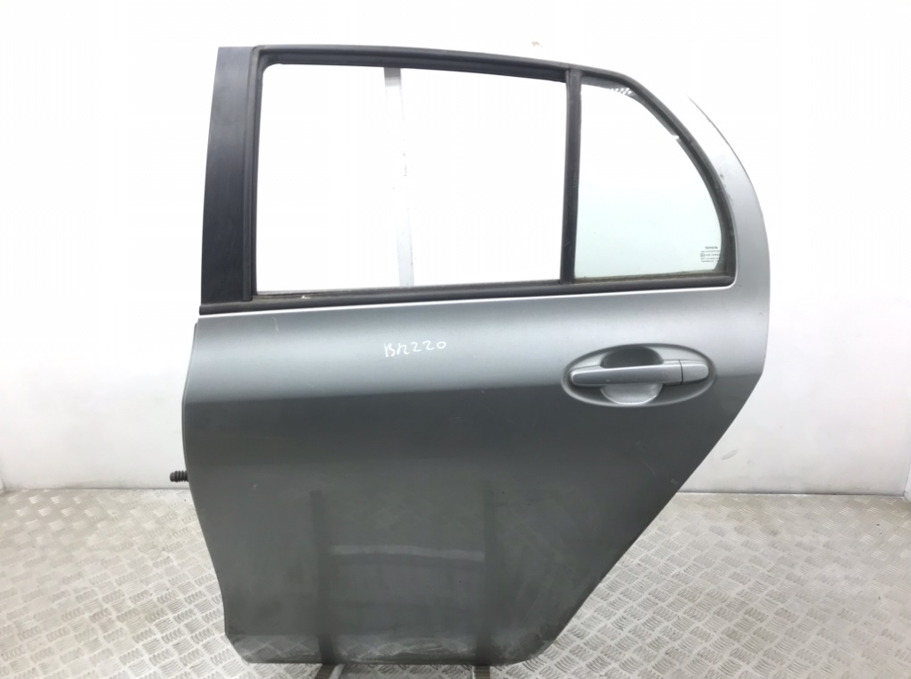 Дверь задняя левая для Toyota Yaris, 2009 г. 1.3 i бензин б/у