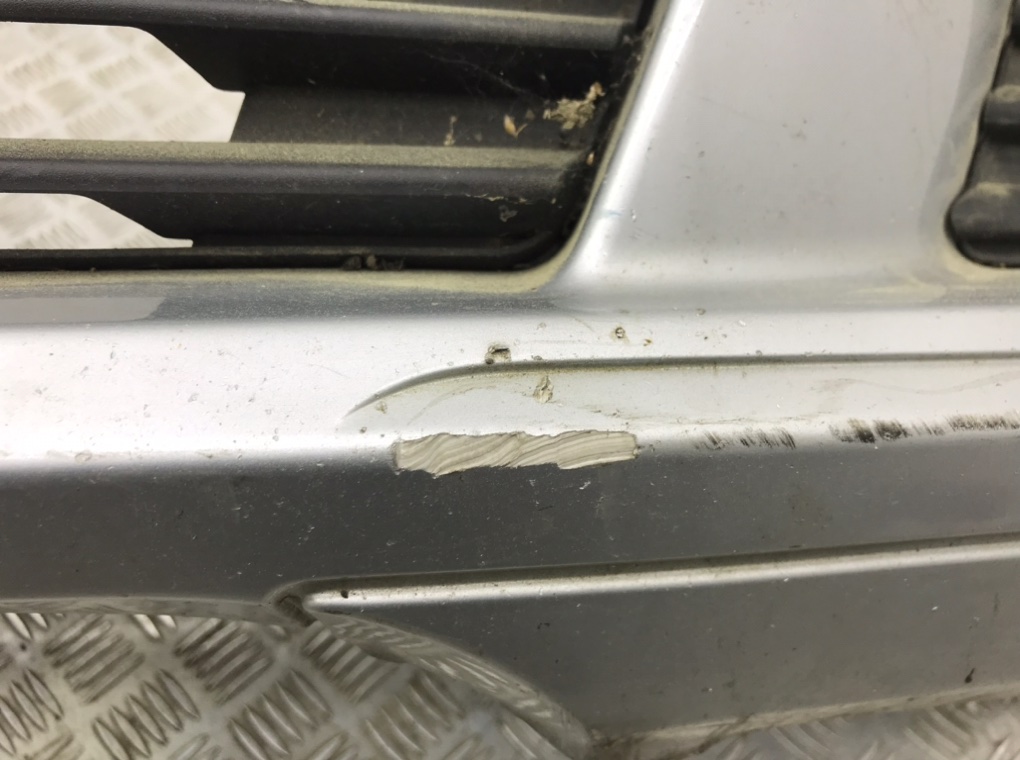 Бампер передний для Mercedes C W204, 2010 г. 2.2 CDi дизель б/у — фото 8
