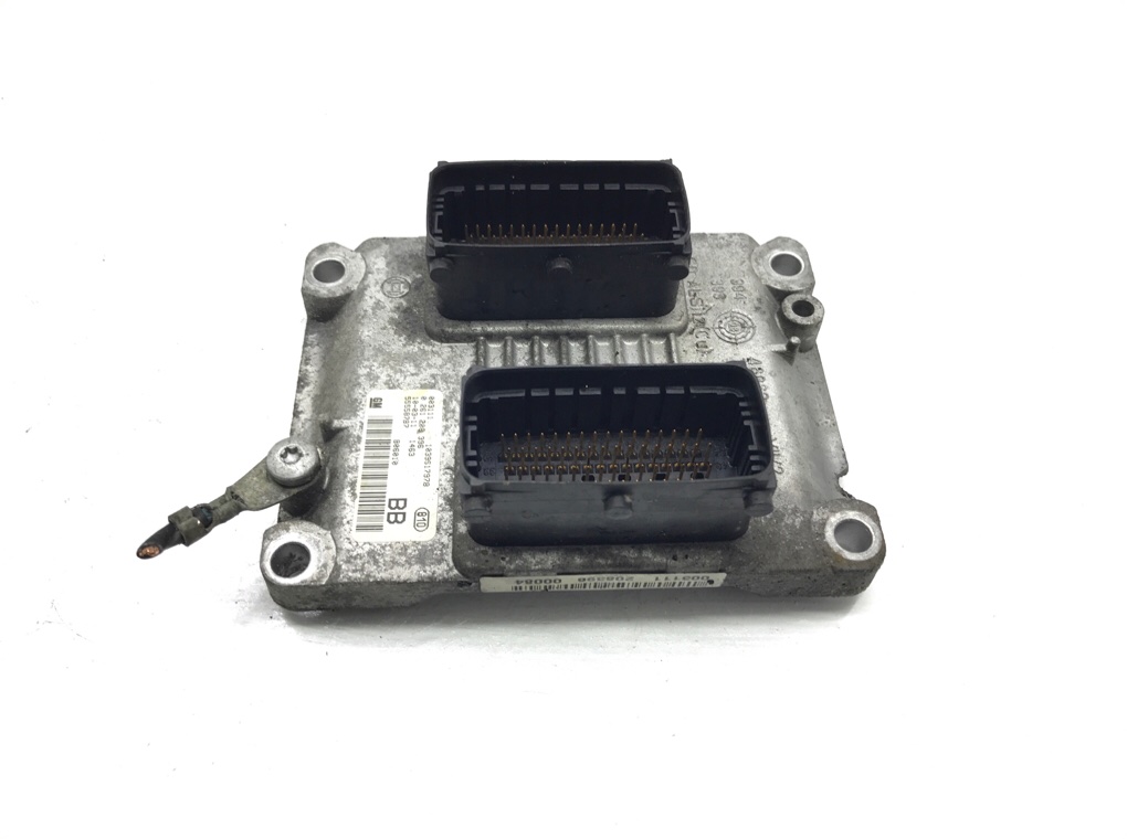 Блок управления двигателем для Opel Astra, 2010 г. 1.4 i бензин б/у — фото 2