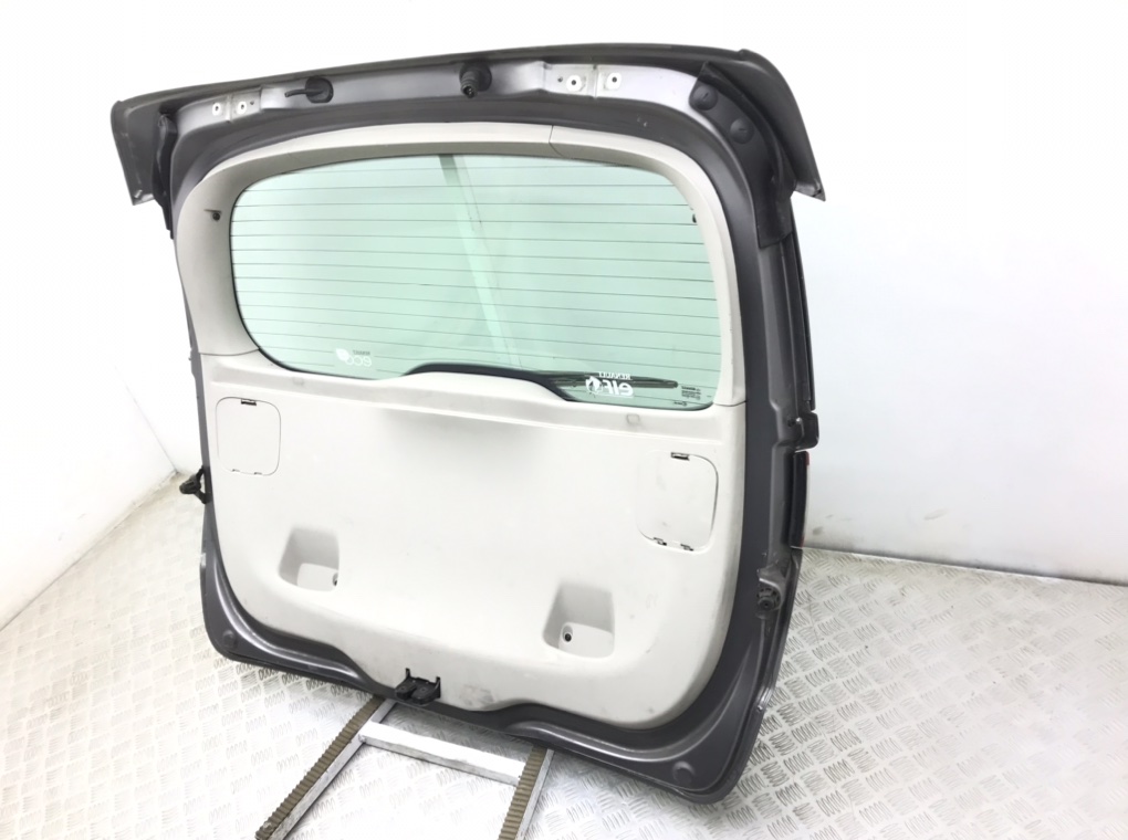 Крышка багажника для Renault Scenic, 2010 г. 1.5 DCi дизель б/у — фото 5