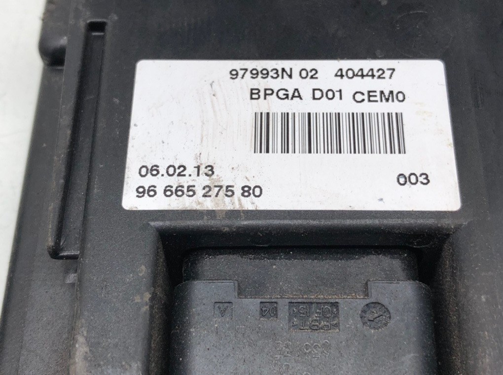 Блок предохранителей для Citroen C4 Picasso, 2013 г. 1.6 HDi дизель б/у — фото 5