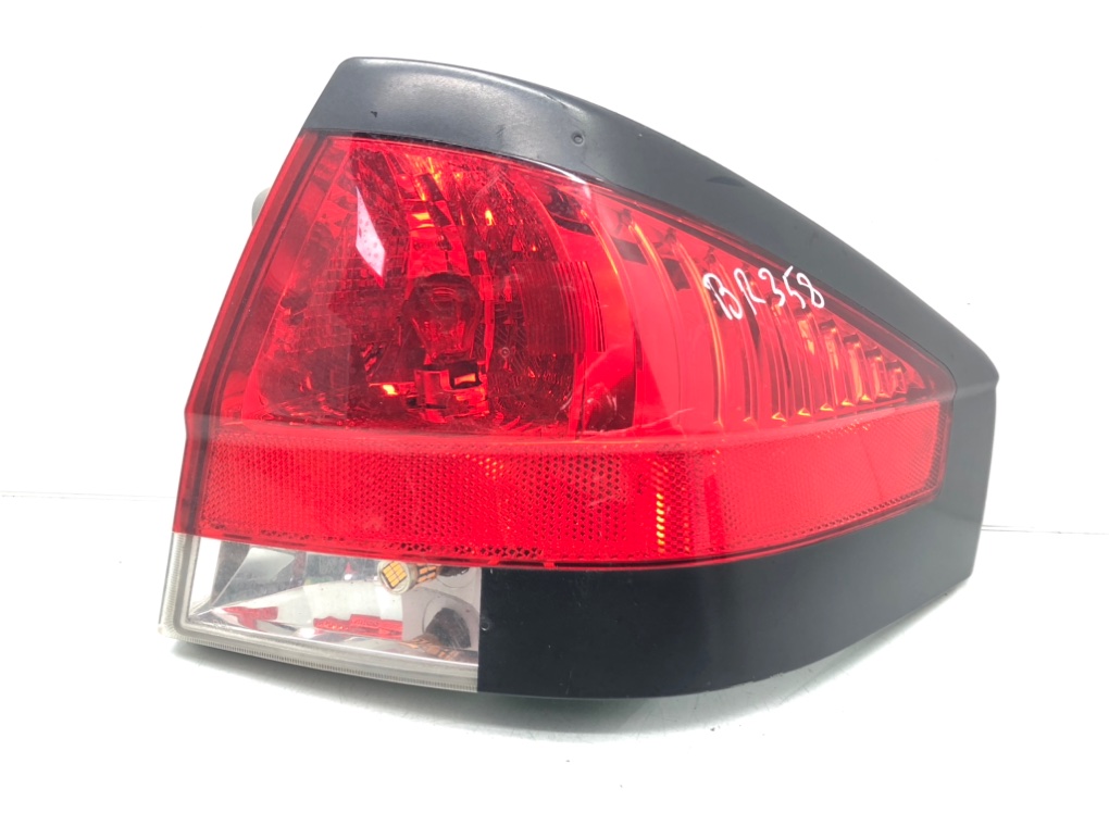 Фонарь задний правый для Ford Focus, 2010 г. 2.0 i бензин б/у