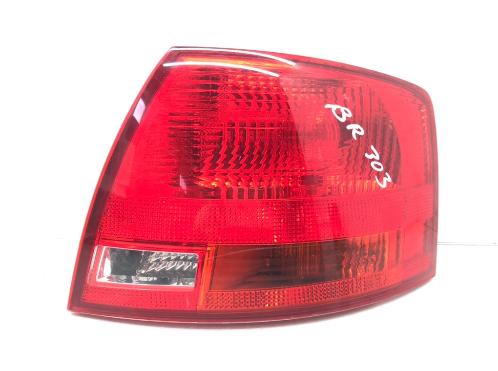 Фонарь задний правый для Audi A4, 2006 г. 2.0 TDi дизель б/у