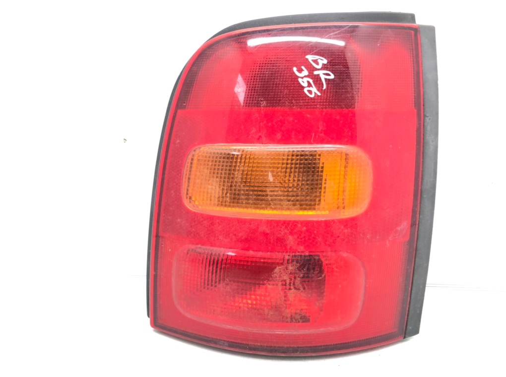 Фонарь задний правый для Nissan Micra, 1998 г. 1.0 i бензин б/у