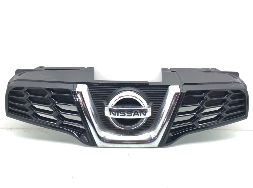 Решетка радиатора для Nissan Qashqai, 2012 г. 1.5 DCi дизель б/у