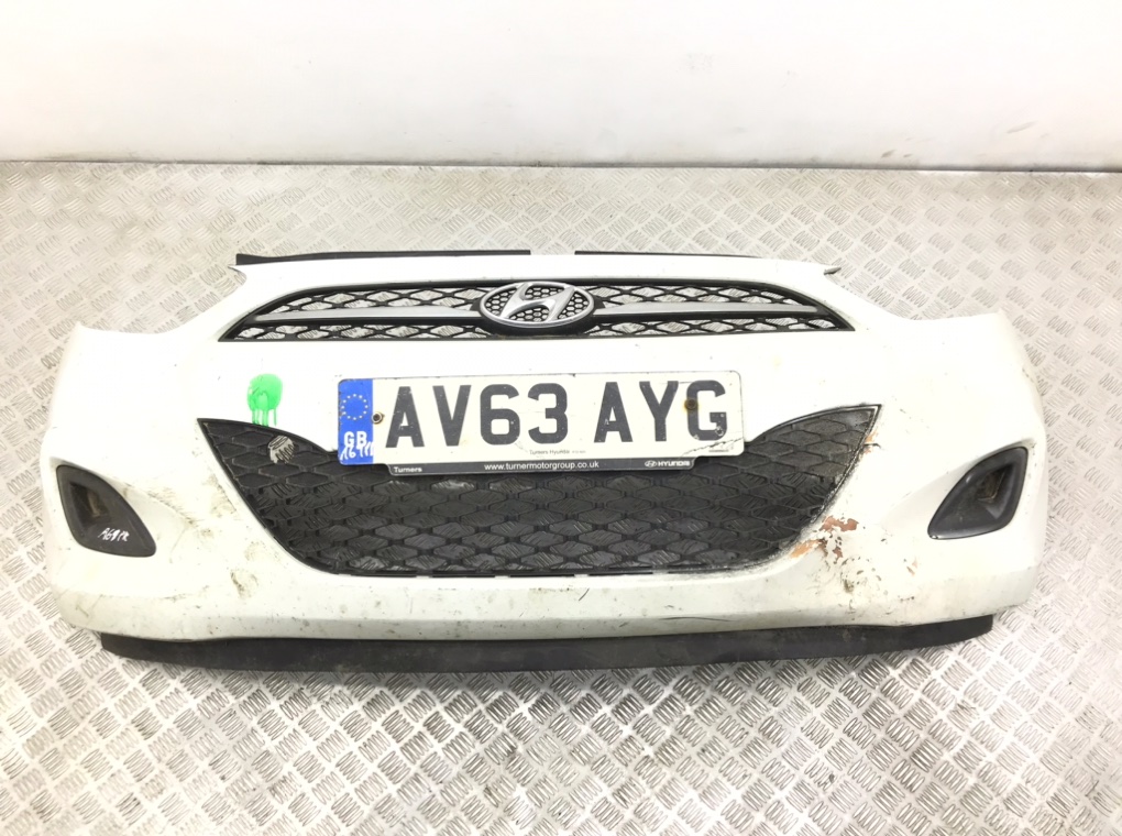 Бампер передний для Hyundai i10, 2013 г. 1.2 i бензин б/у