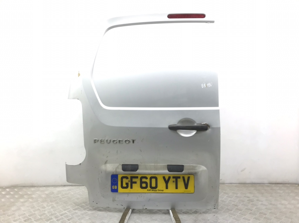 Дверь задняя распашная левая для Peugeot Partner, 2010 г. 1.6 HDi дизель б/у