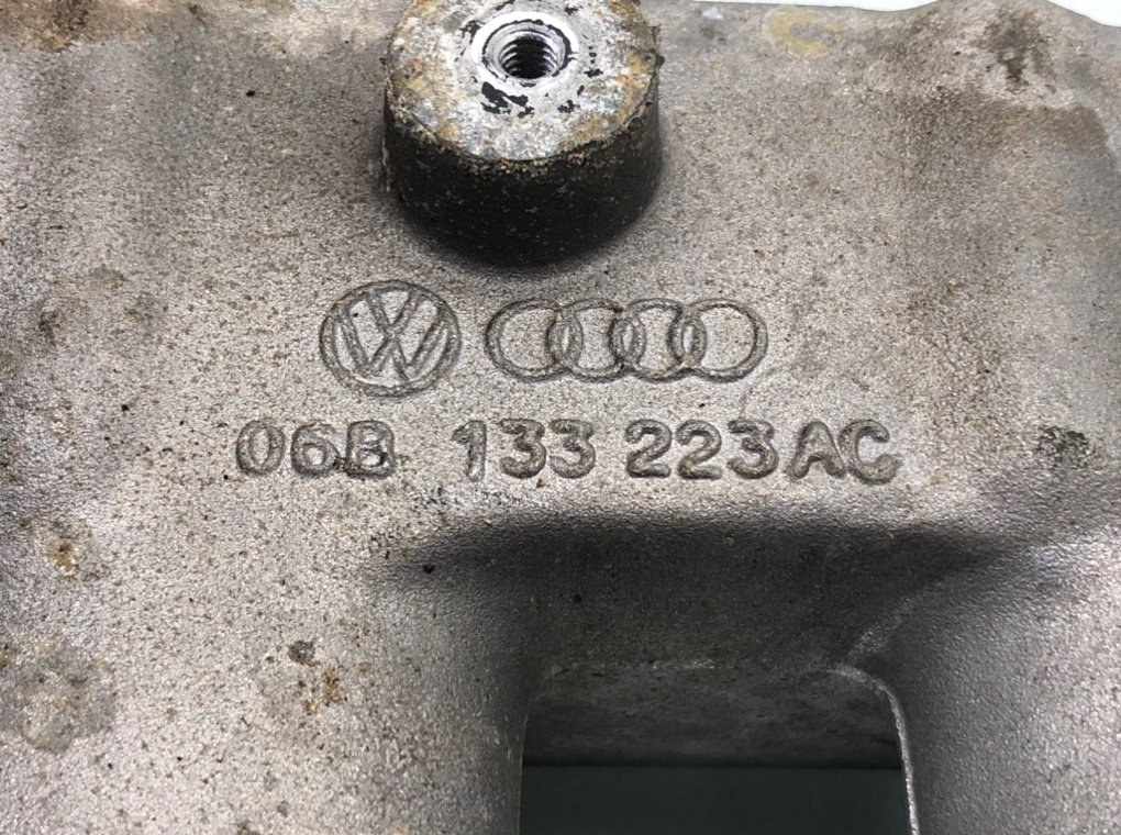 Коллектор впускной для Audi A4, 2003 г. 1.8 Ti бензин б/у — фото 5