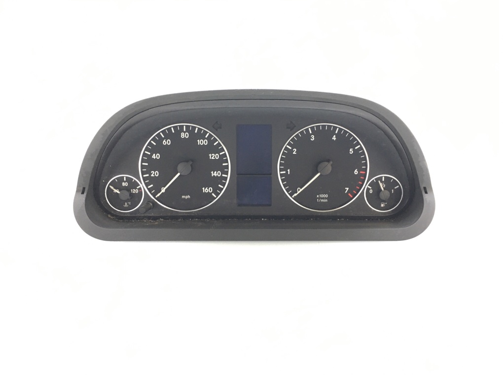 Щиток приборов (приборная панель) для Mercedes A W169, 2007 г. 1.7 i бензин б/у