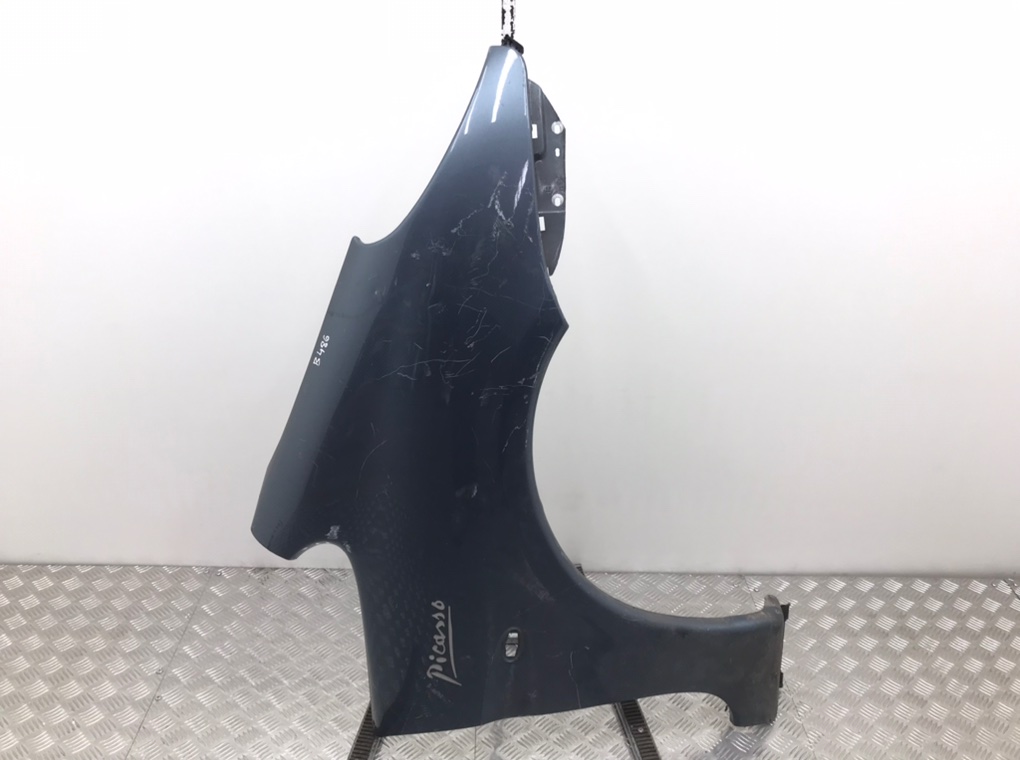Крыло переднее правое для Citroen Xsara Picasso, 2008 г. 1.6 HDi дизель б/у