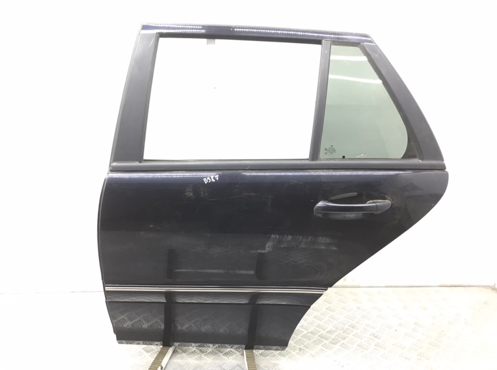Дверь задняя правая для Mercedes C W203, 2005 г. 2.2 CDi дизель б/у