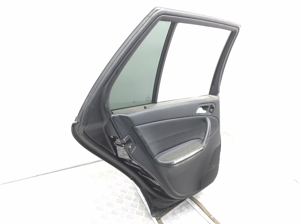 Дверь задняя правая для Mercedes C W203, 2005 г. 2.2 CDi дизель б/у — фото 4