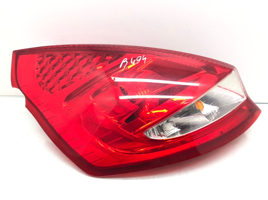 Фонарь задний левый для Ford Fiesta, 2012 г. 1.6 TDCi дизель б/у