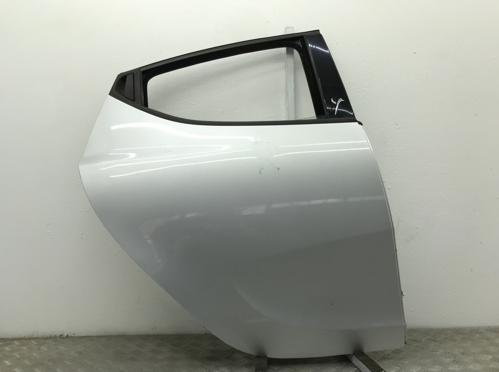Дверь задняя правая для Chrysler Ypsilon, 2012 г. 0.9 Ti бензин б/у