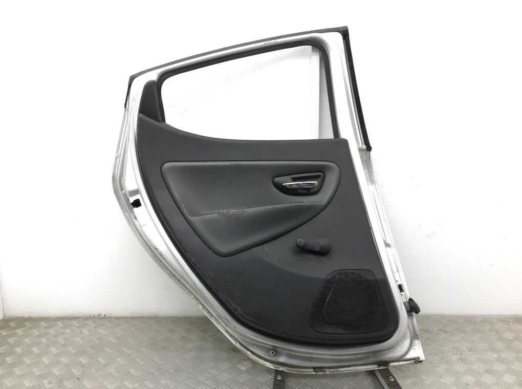 Дверь задняя левая для Chrysler Ypsilon, 2012 г. 0.9 Ti бензин б/у — фото 4
