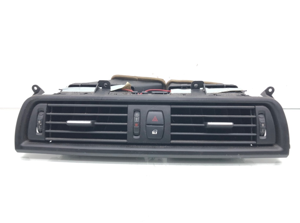 Дефлектор обдува салона для BMW 5 F10/F11/GT F07, 2010 г. 2.0 TD дизель б/у