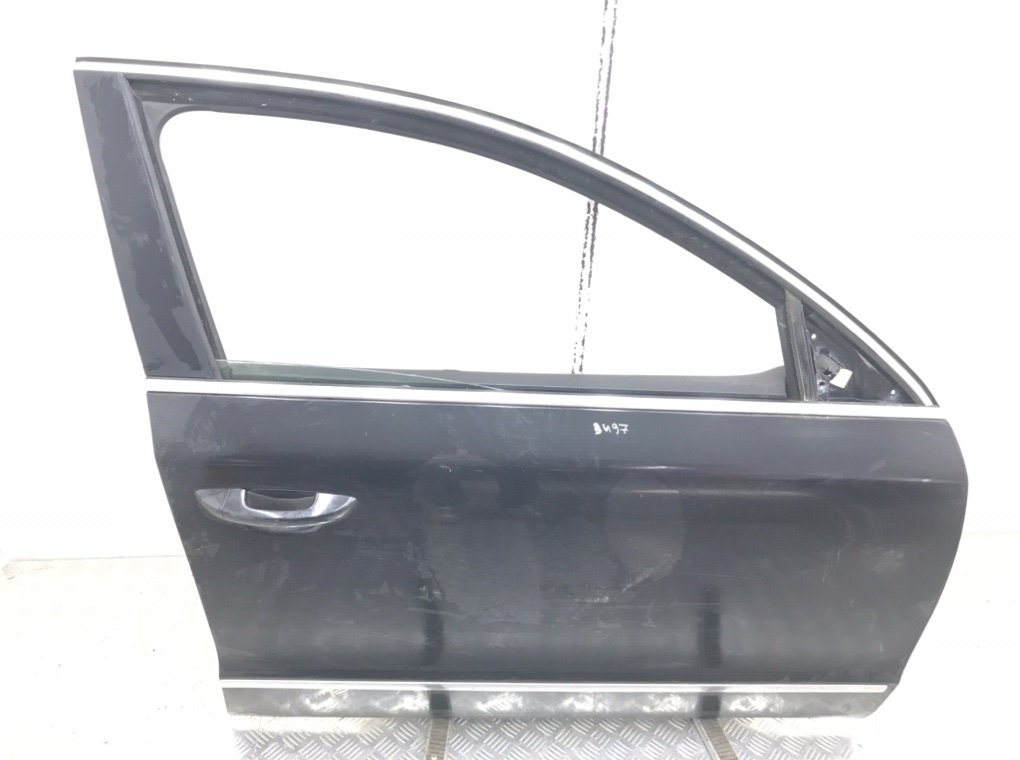 Дверь передняя правая для Skoda Superb, 2011 г. 1.6 TDi дизель б/у