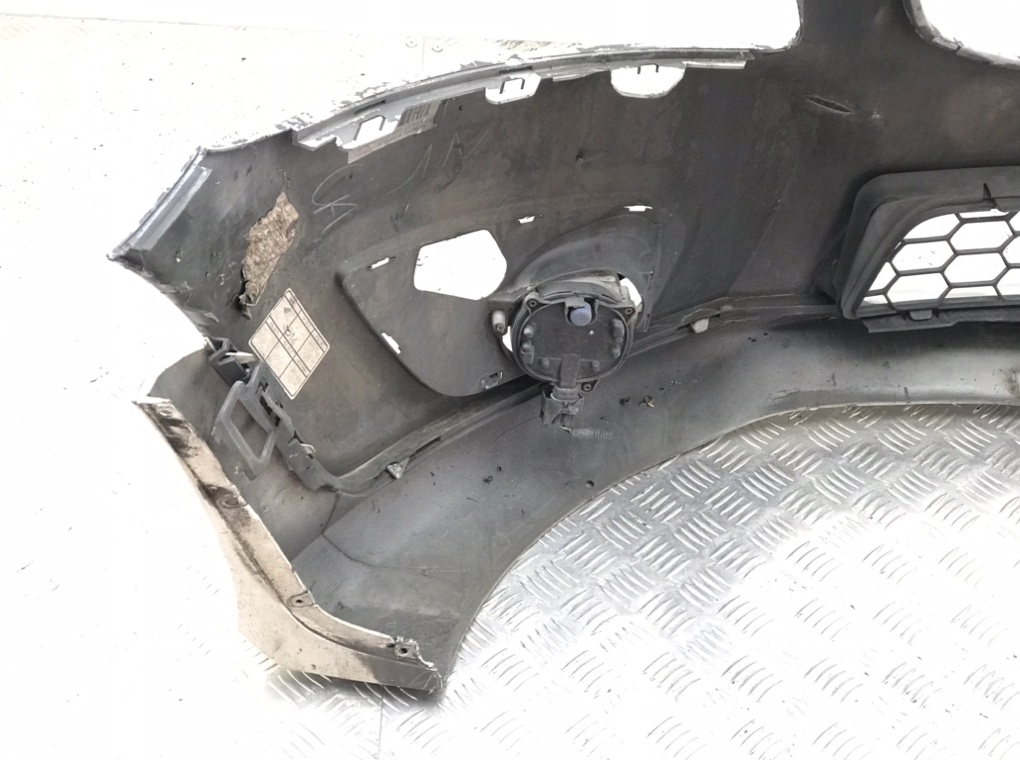 Бампер передний для Volvo C30, 2012 г. 2.0 i бензин б/у — фото 7