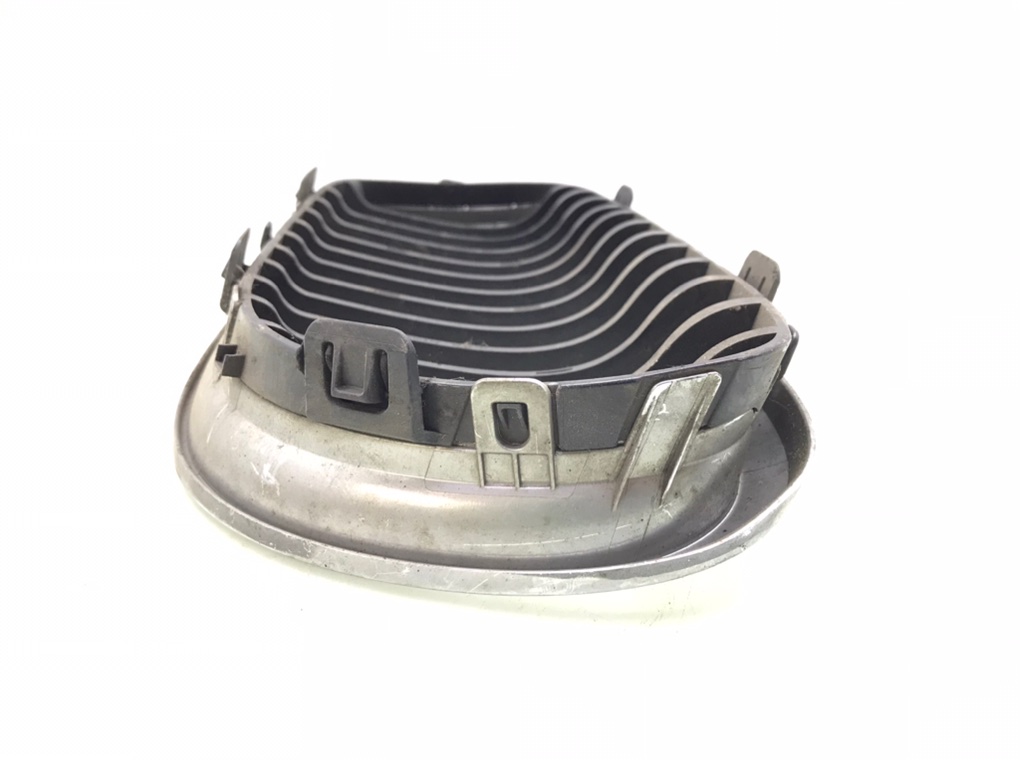 Решетка радиатора для BMW 3 E90/E91/E92/E93, 2010 г. 2.0 i бензин б/у — фото 4