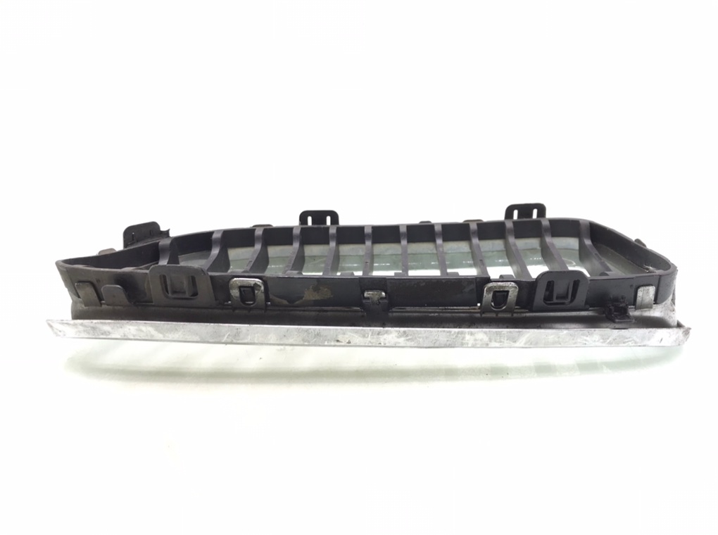 Решетка радиатора для BMW 3 E90/E91/E92/E93, 2010 г. 2.0 i бензин б/у — фото 5