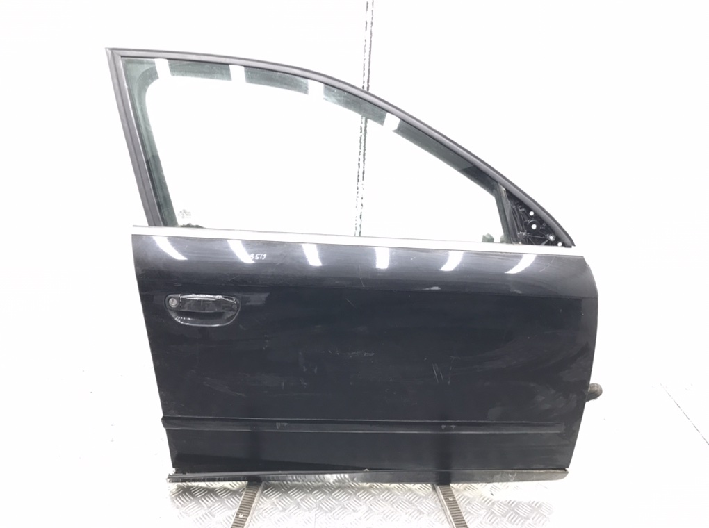 Дверь передняя правая для Audi A4, 2008 г. 1.9 TDi дизель б/у