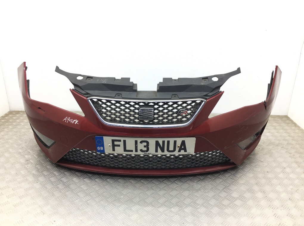 Бампер передний для Seat Ibiza, 2013 г. 1.6 TDi дизель б/у