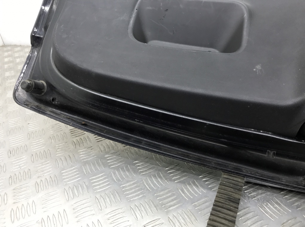 Крышка багажника для Citroen C3, 2014 г. 1.0 i бензин б/у — фото 4
