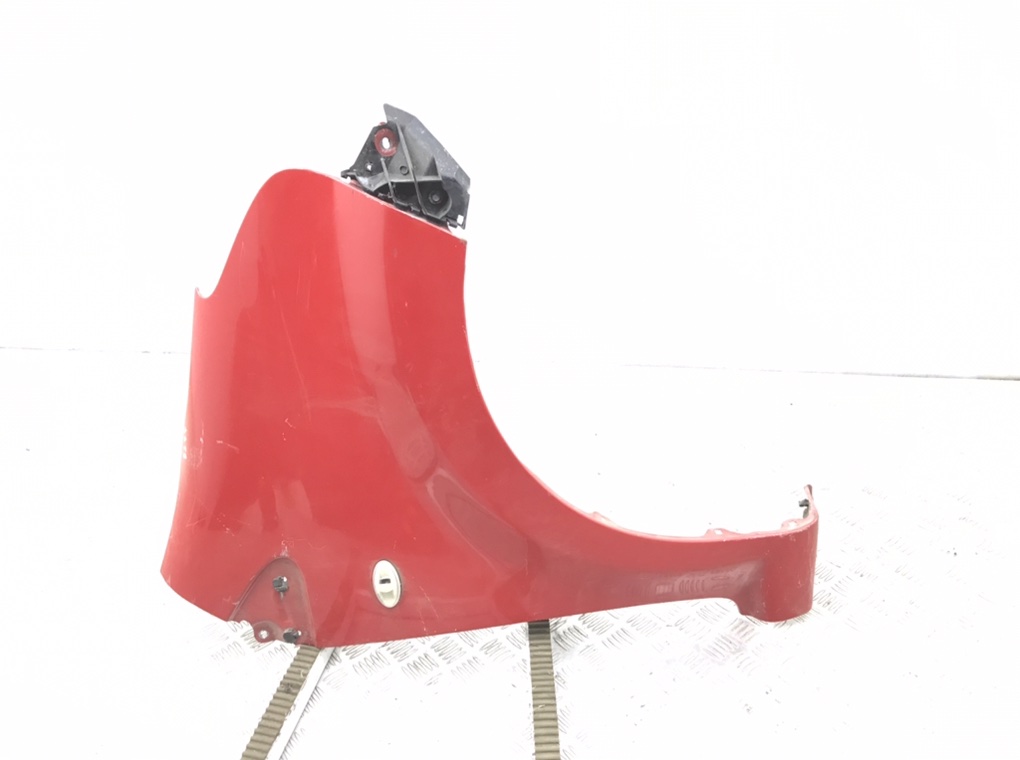 Крыло переднее правое для Toyota Aygo, 2013 г. 1.0 i бензин б/у