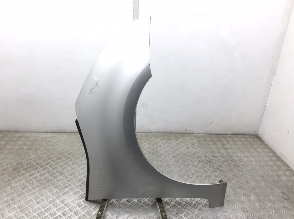 Крыло переднее правое для Citroen C4 Grand Picasso, 2011 г. 1.6 HDi дизель б/у