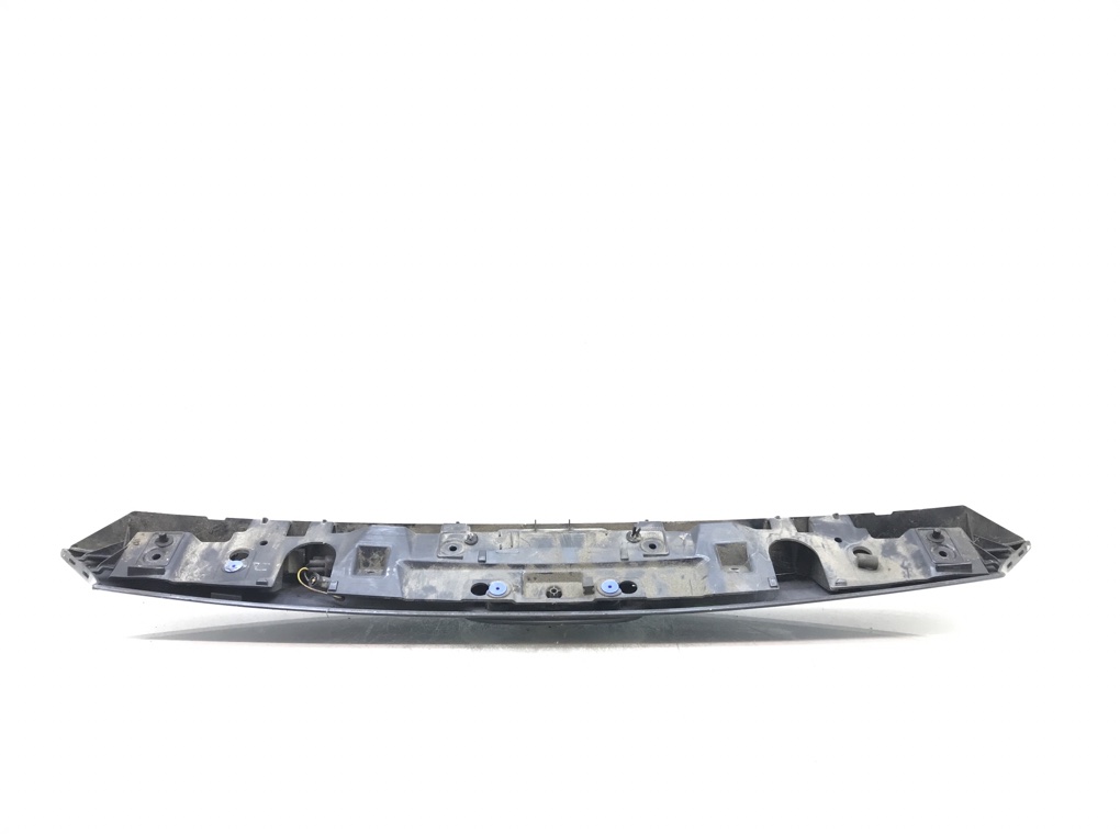 Накладка подсветки номера для Ford Mondeo, 2010 г. 2.0 TDCi дизель б/у — фото 3