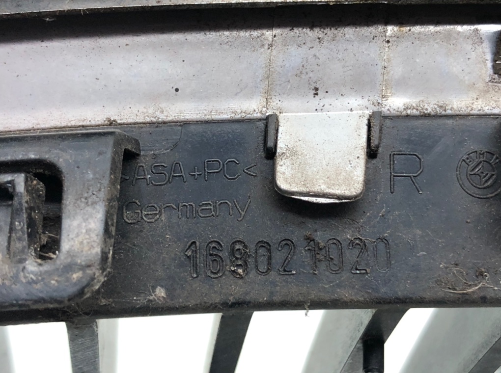 Решетка радиатора для BMW 3 E90/E91/E92/E93, 2007 г. 3.0 i бензин б/у — фото 5
