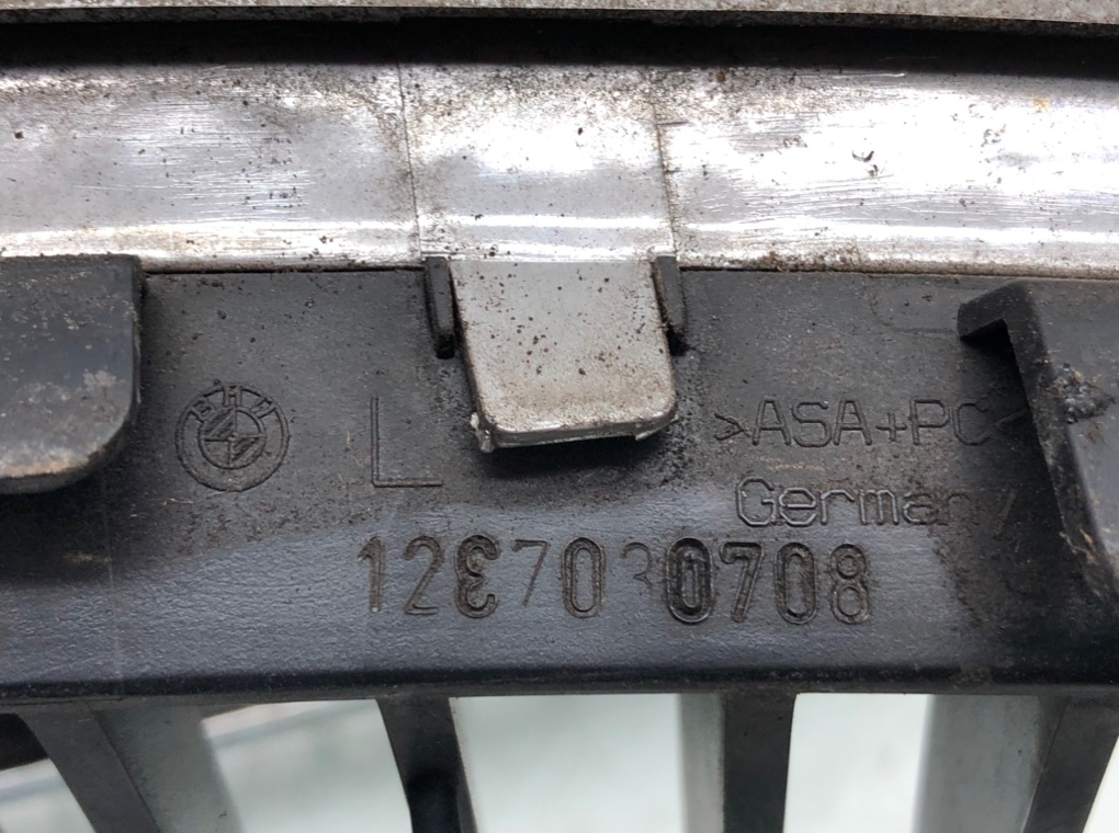 Решетка радиатора для BMW 3 E90/E91/E92/E93, 2007 г. 3.0 i бензин б/у — фото 6