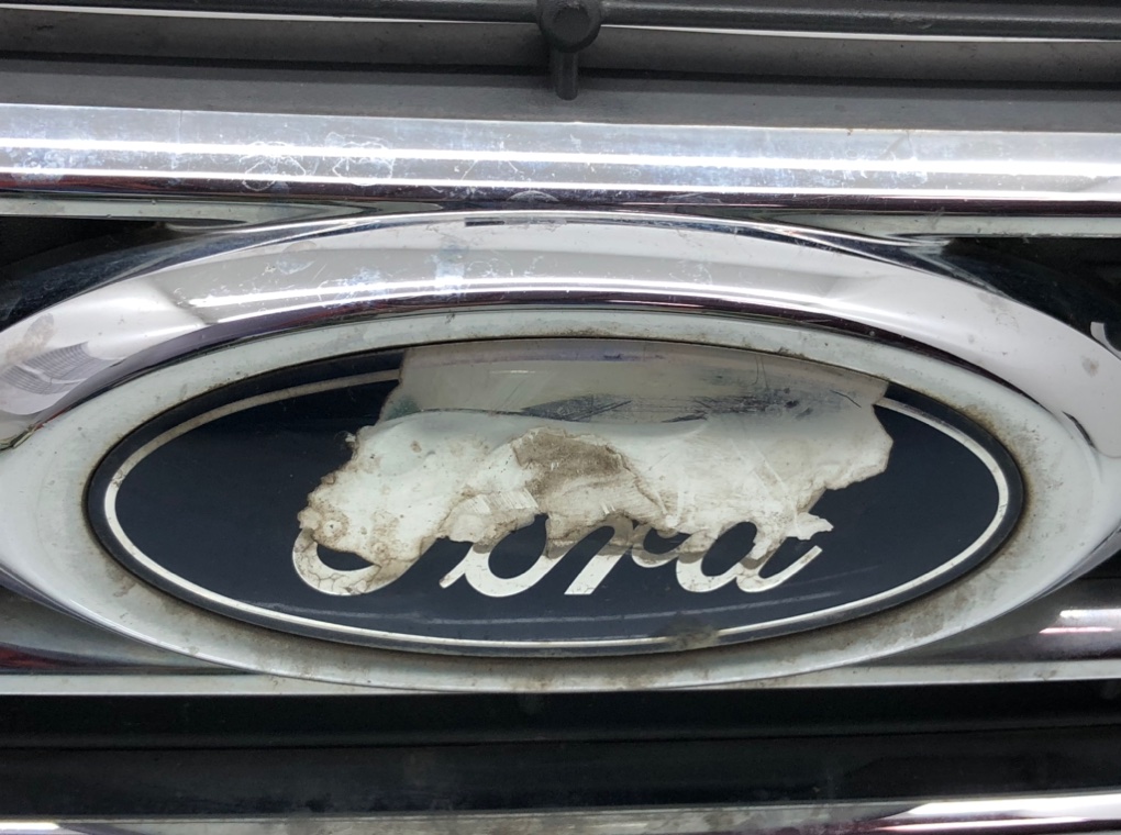 Решетка радиатора для Ford Mondeo, 2007 г. 2.0 TDCi дизель б/у — фото 3