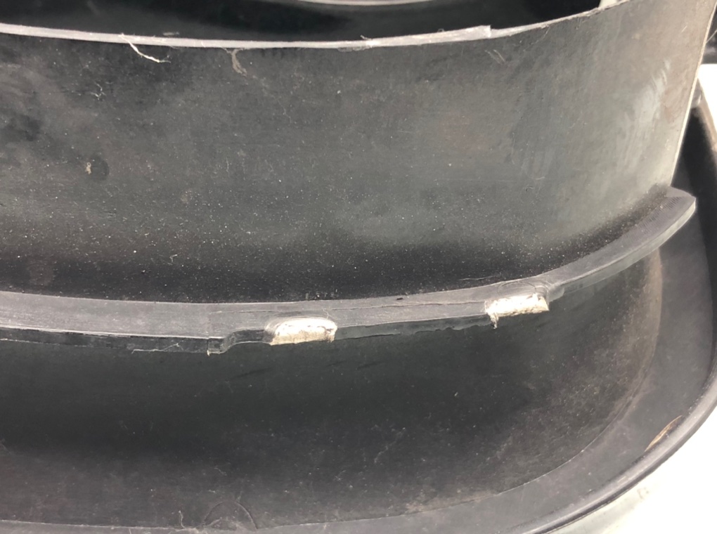 Решетка радиатора для BMW 5 F10/F11/GT F07, 2010 г. 2.0 TD дизель б/у — фото 5