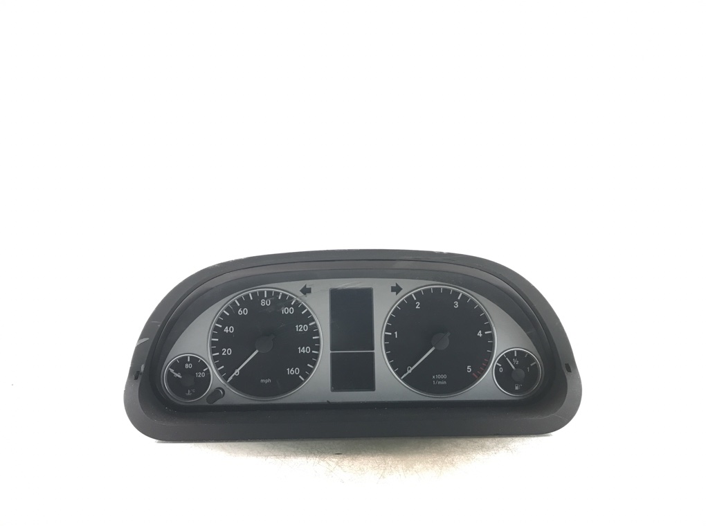 Щиток приборов (приборная панель) для Mercedes A W169, 2010 г. 2.0 CDi дизель б/у