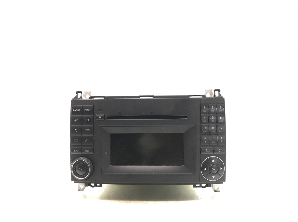 Магнитола для Mercedes A W169, 2010 г. 2.0 CDi дизель б/у