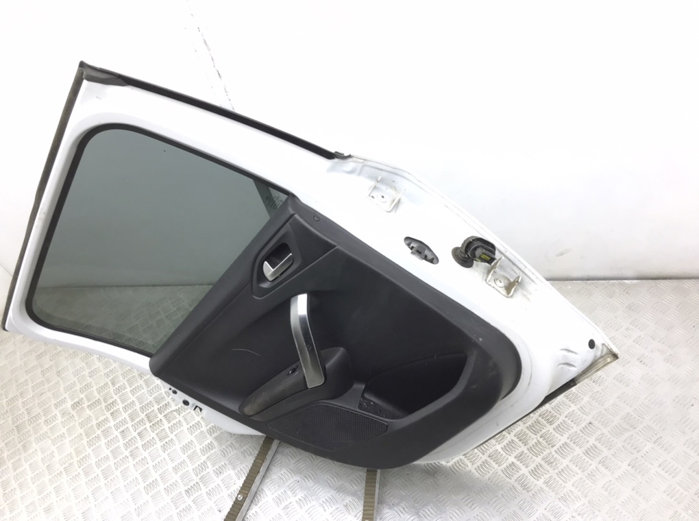 Дверь задняя левая для Peugeot 2008, 2014 г. 1.6 HDi дизель б/у — фото 3