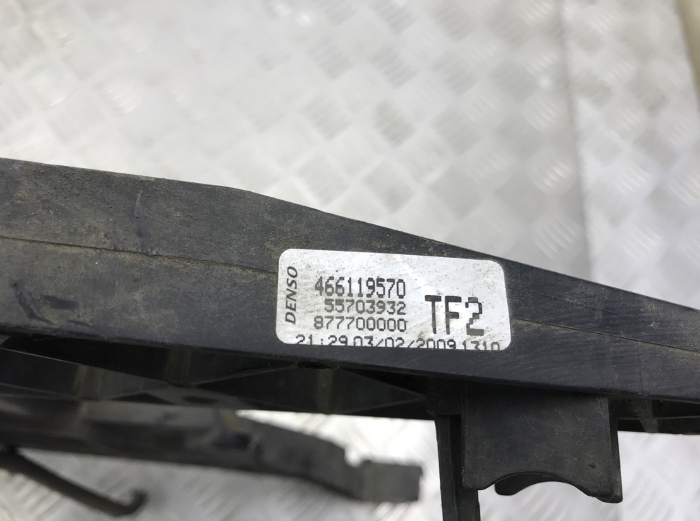 Вентилятор радиатора для Opel Corsa, 2009 г. 1.3 CDTi дизель б/у — фото 6