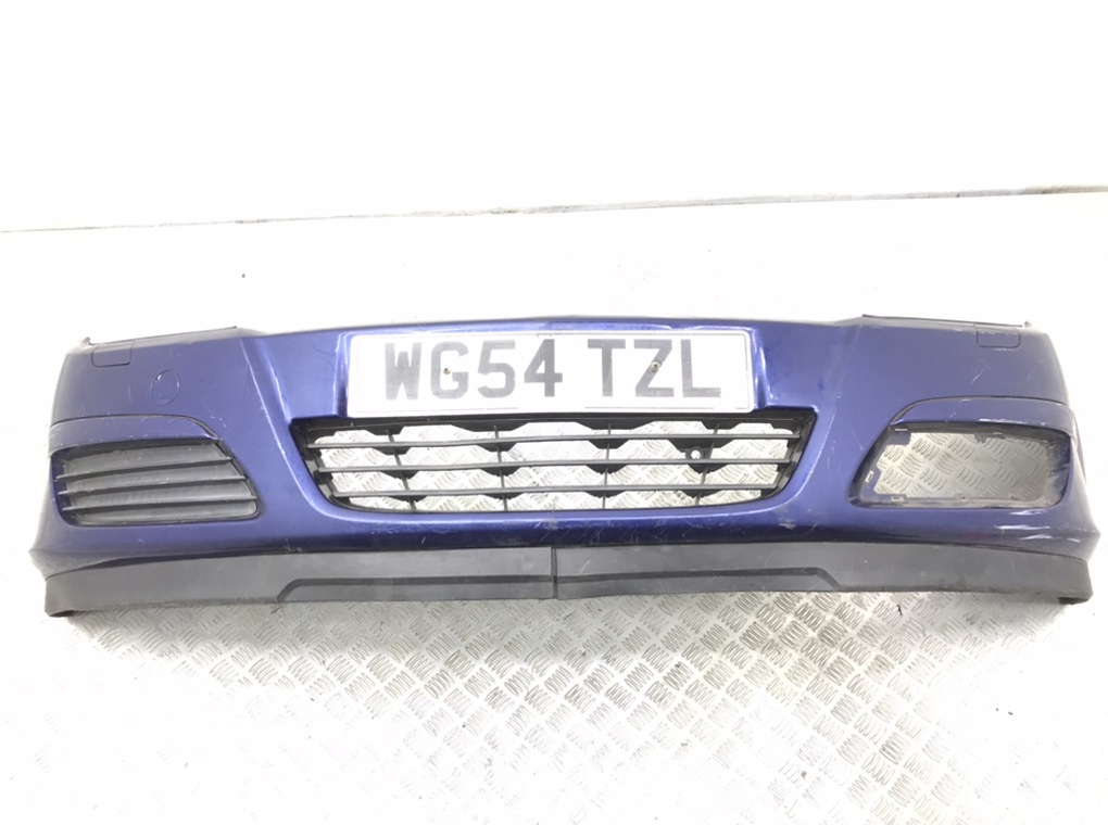 Бампер передний для Opel Astra, 2005 г. 1.8 i бензин б/у