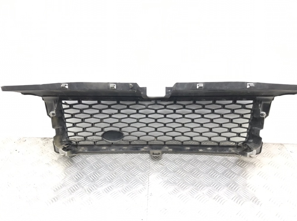 Решетка радиатора для Land Rover Range Rover Sport, 2005 г. 2.7 TD дизель б/у — фото 2